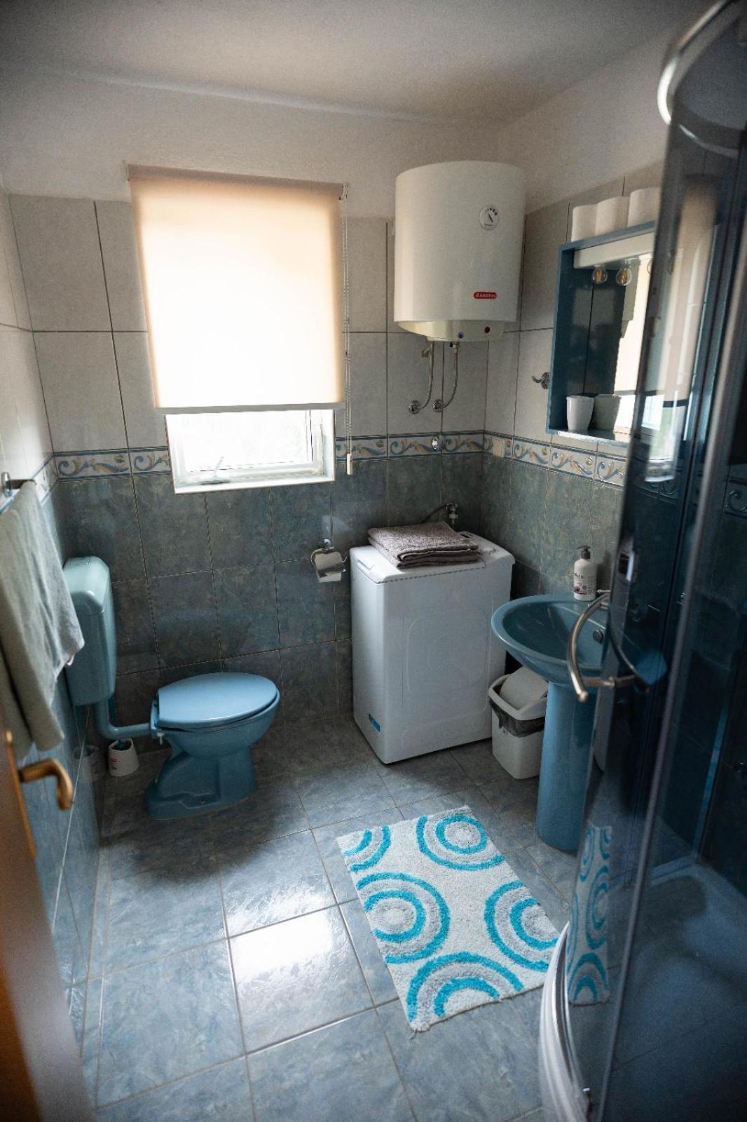 Apartments Kricak Брела Екстер'єр фото