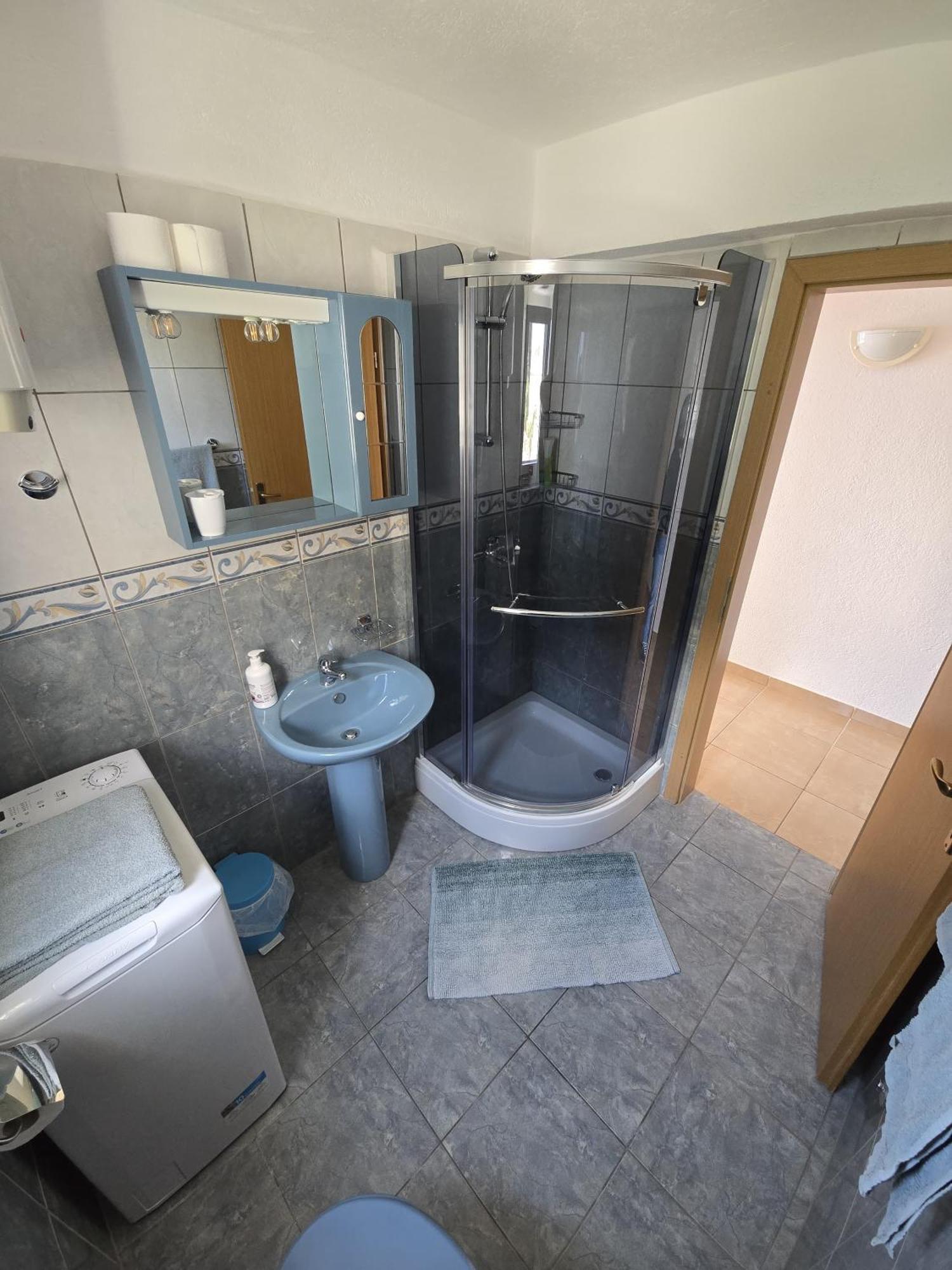 Apartments Kricak Брела Екстер'єр фото