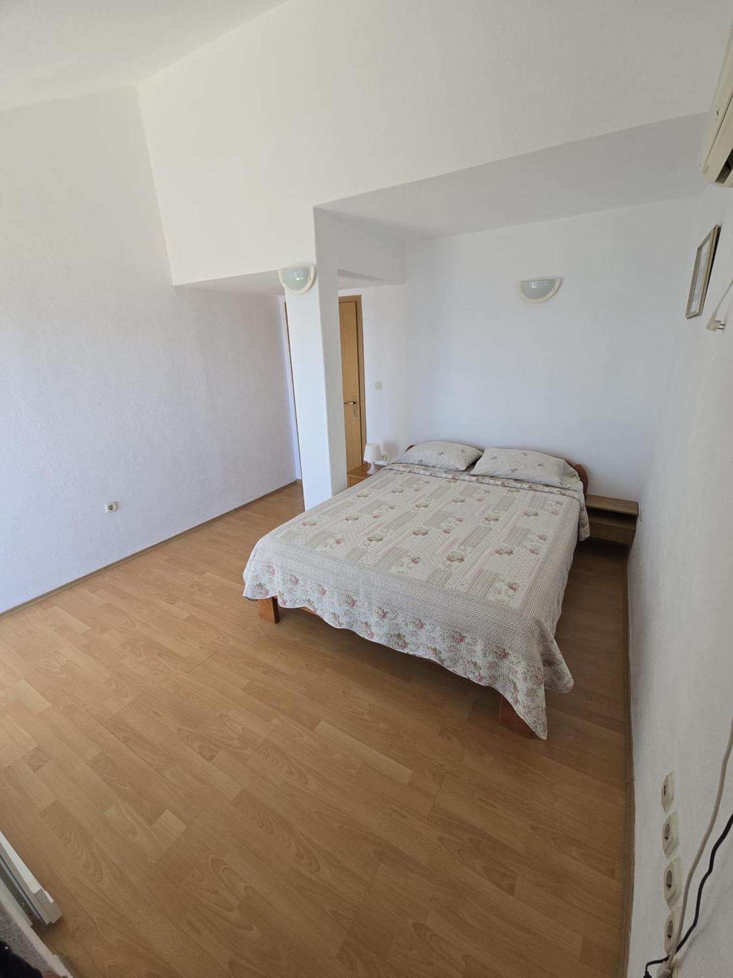 Apartments Kricak Брела Екстер'єр фото
