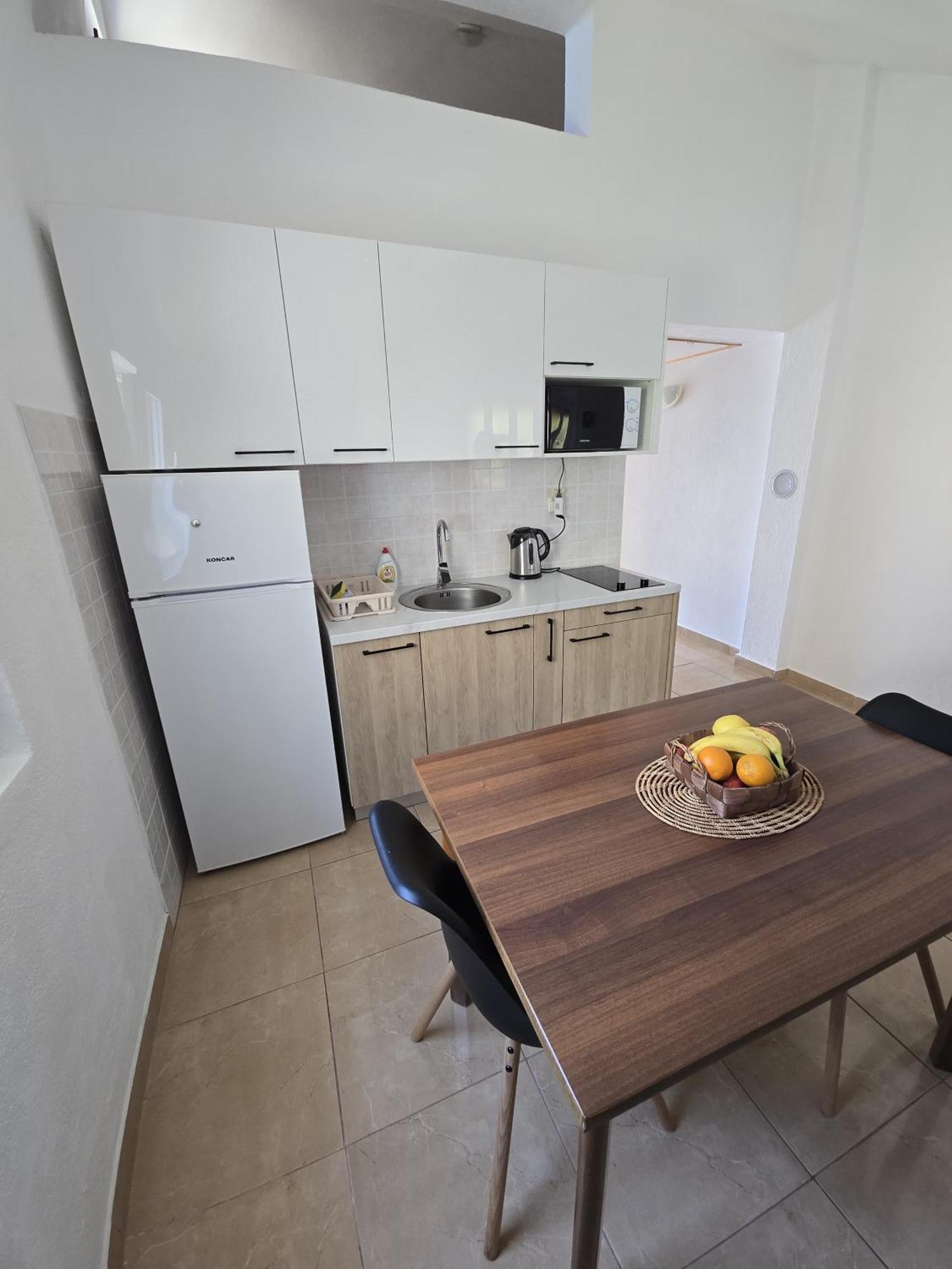 Apartments Kricak Брела Екстер'єр фото
